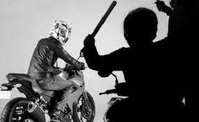 Pencuri Bermodus Pecah Ban Gondol Uang Rp500 Juta