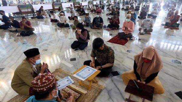 Bismillah, Dua Warga Surabaya Resmi Mualaf