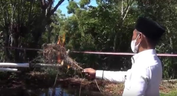 Semburan Gas Muncul dari Pengeboran Air di Sumenep, Baunya Menyengat!