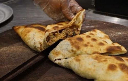 Nasi Padang Calzone (Foto / Istimewa)