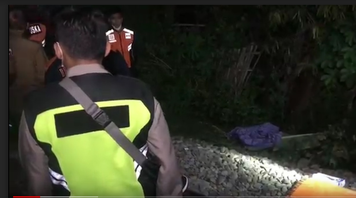Pria Paruh Baya Tewas Tersambar Kereta