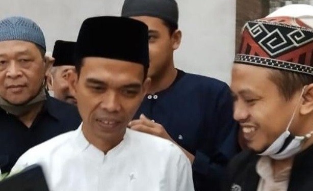 Usai Akad Nikah, UAS Ceramah di Masjid Diwek Jombang