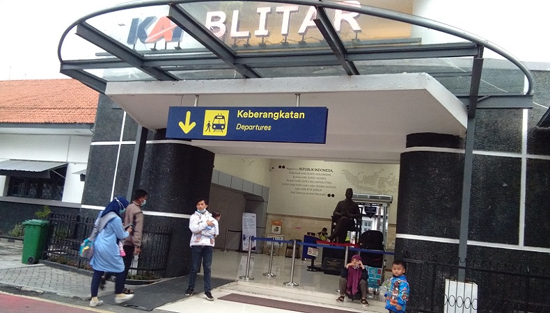 KA Jarak Jauh Stasiun Kota Blitar Tetap Beroperasi, tapi Bukan untuk Pemudik