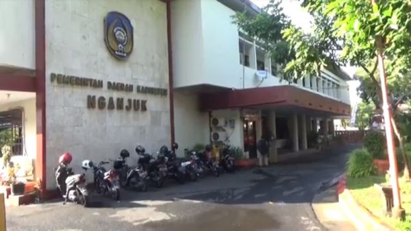 Bupati Nganjuk Tersangka, Pelantikan 100 Perangkat Desa Tertunda