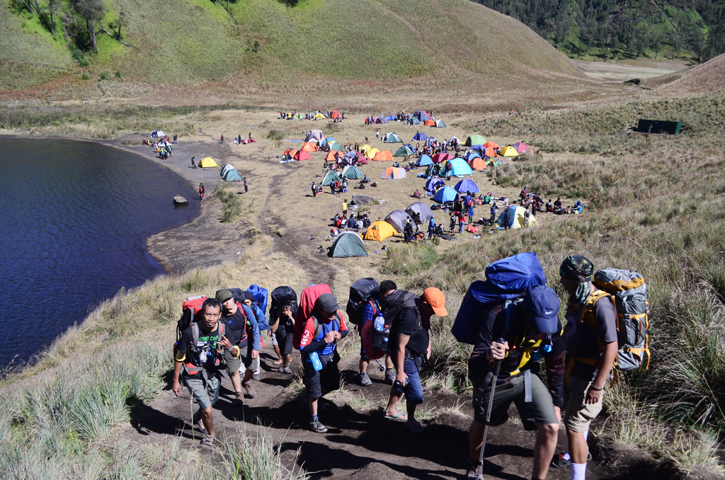 Jalur pendakian gunung Semeru kembali dibuka dengan protokol kesehatan ketat (Foto / Istimewa)