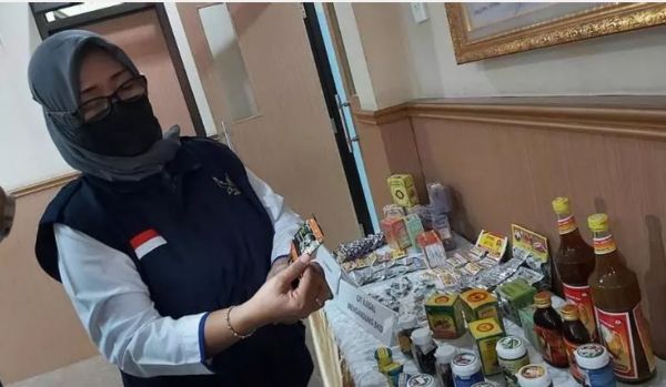 Produk Makanan dan Obat Ilegal Rp2 Miliar Sitaan BPOM Surabaya Dimusnahkan