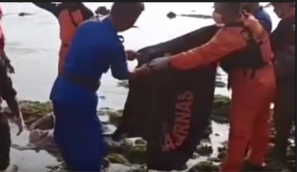 Jasad Mahasiswa Terseret Ombak Pantai Batu Bengkung Ditemukan