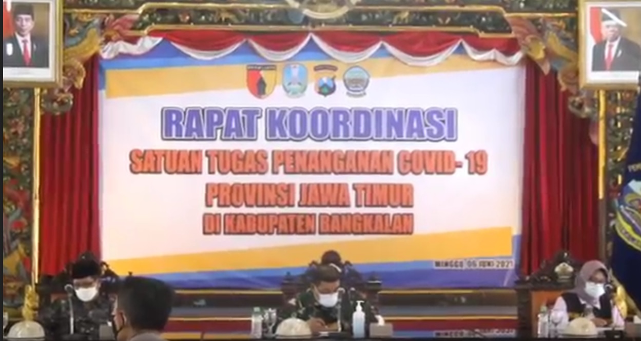 Covid-19 Meledak di Bangkalan, Mobil PCR Disiagakan