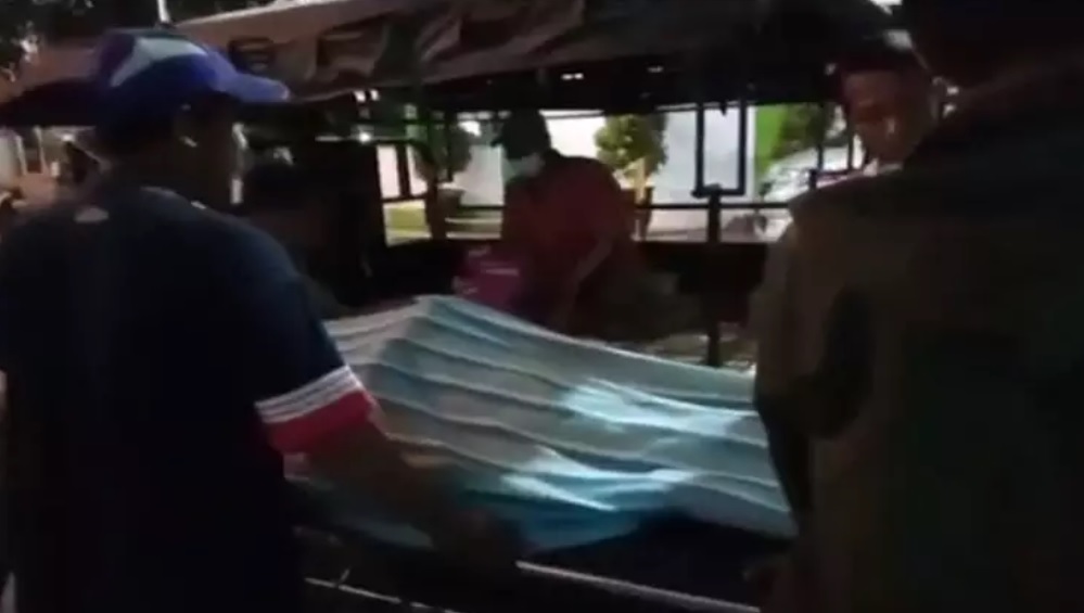 Tak Mampu Bayar Ambulan, Jenazah Diangkut Tosa