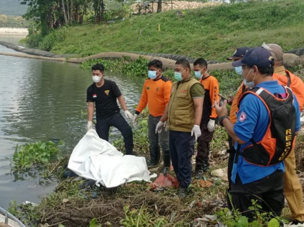 Mayat Membusuk Ditemukan di Bendungan Sengguruh Malang