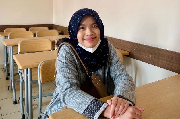 Nisrina Nur Husna, mahasiswa UMM yang meraih beasiswa kuliah di Turki. Foto: UMM/Humas