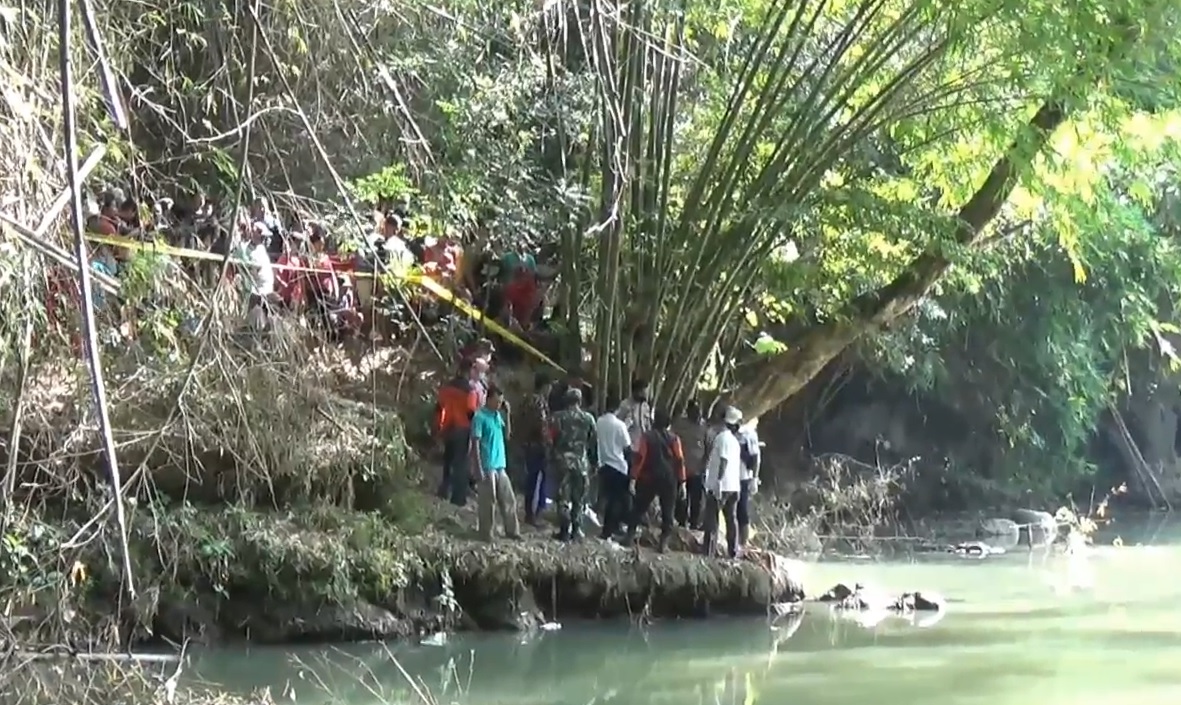 Loncat dari Tebing Sungai, Bocah SMP Tewas Tenggelam