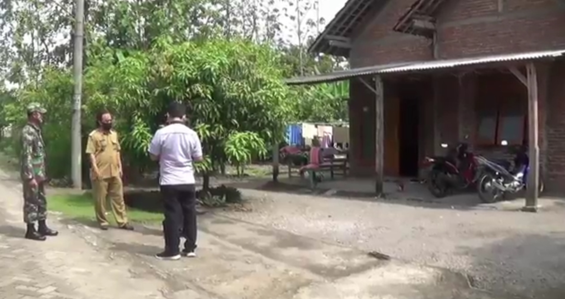 Klaster Covid-19 Hajatan Ngawi, 2 Meninggal, 10 Warga Isolasi Mandiri