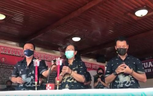Doa lintas agama  dalam rangka peringatan hari wafatnya (Haul) Presiden Soekarno ke-51. (metrotv)