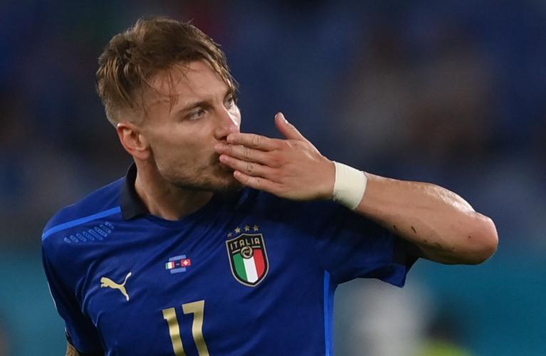 Selebrasi Kemenangan Italia, Pemain Ini Lakukan Hal tak Terduga