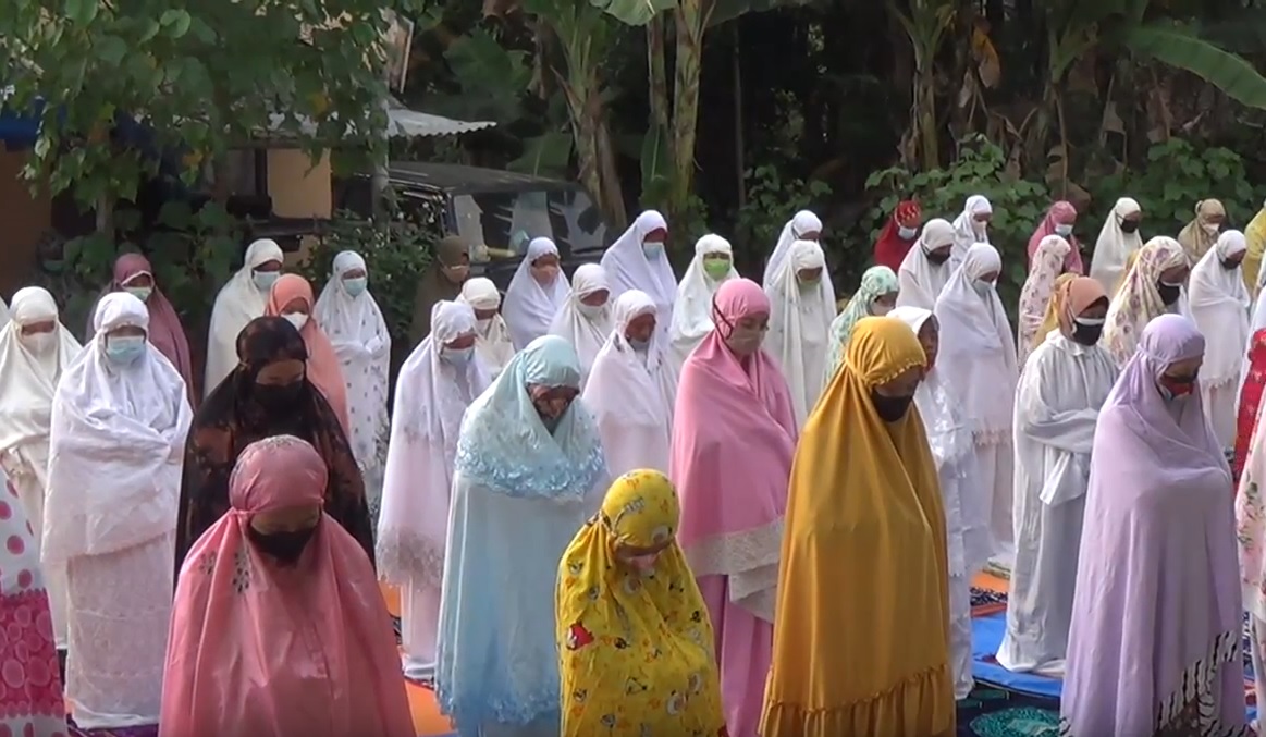 Jamaah sholat Idul Adha di Kelurahan Kraton, Kecamatan Maospati, Magetan. (metrotv0