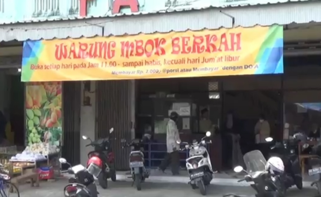 Makan Gratis di Warung Mbok Berkah, Cukup Bayar Rp 2 Ribu atau Doa Saja!