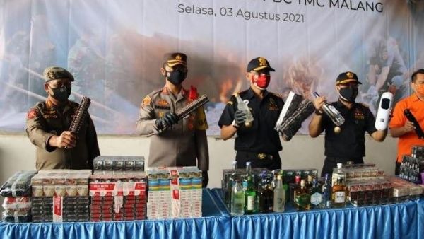 KPPBC Malang Musnahkan Belasan Juta Rokok Ilegal