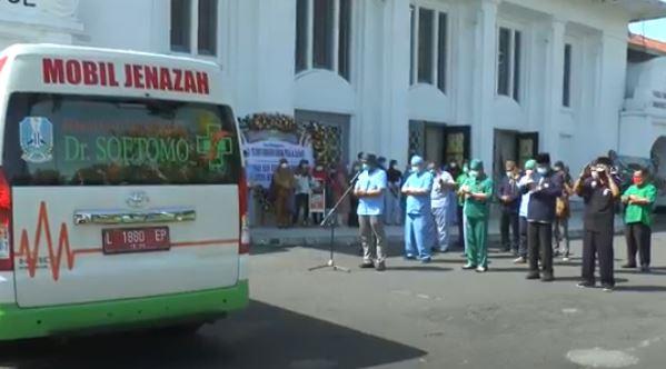 Guru besar Fakultas Kedokteran Universitas Airlangga (Unair) Surabaya dokter Triyono Karmawan Sukana (Foto / Metro TV)