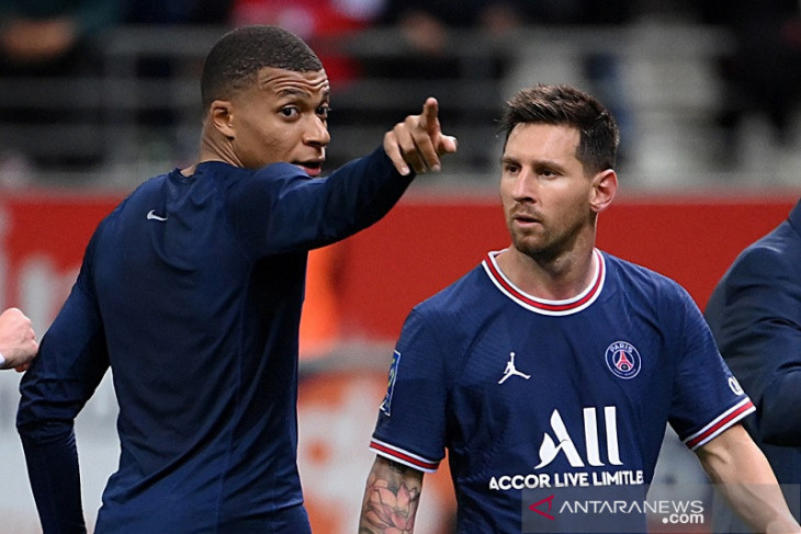 Dua pemain PSG, Messi dan Mbappe. (ant)
