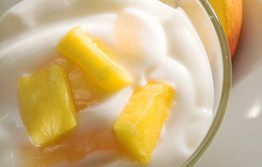 Yogurt dan mangga dipercaya bisa membuat usus anda sehat (Foto / Istimewa)