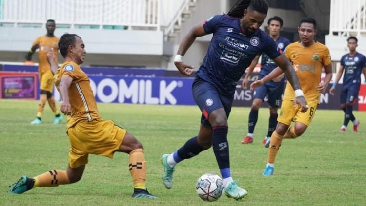 Hadapi 10 Pemain Bhayangkara FC, Arema FC Gagal Raih Poin Penuh