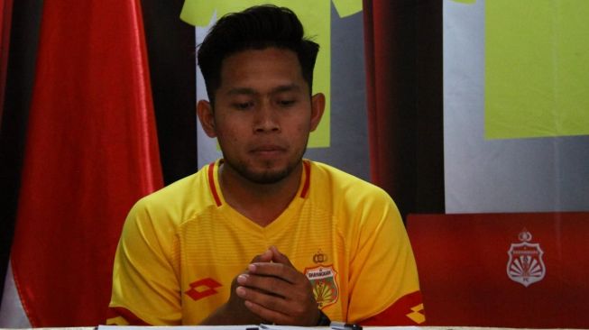 Unggah Foto Andik Vermanyah, IG Bhayangkara Diserbu Bonek