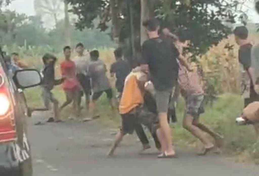 Tawuran di Jombang viral di medsos (Foto / Istimewa)