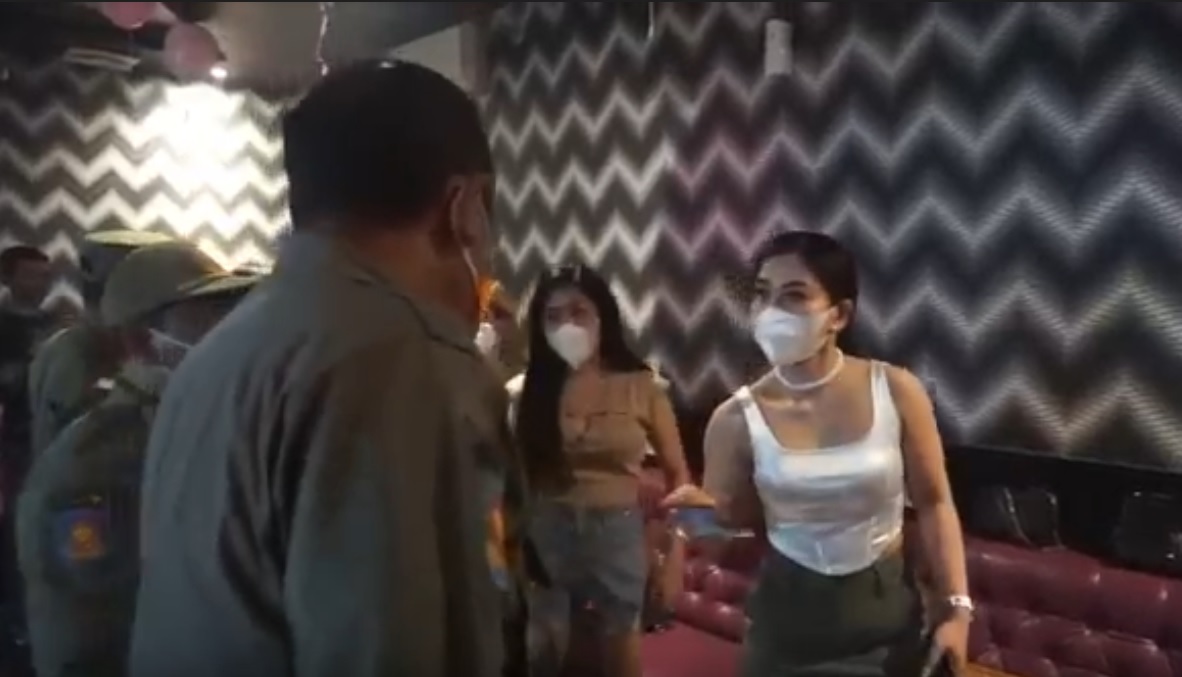 Nakal, 2 Rumah Karaoke di Mojokerto Masukkan Pengunjung Tanpa Aplikasi Peduli Lindungi