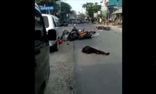 Tawuran Massal Warga Vs Perguruan Silat di Lamongan, 3 Luka