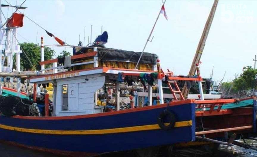 Kapal nelayan Pasuruan yang mengalami nahas (Foto / Istimewa)