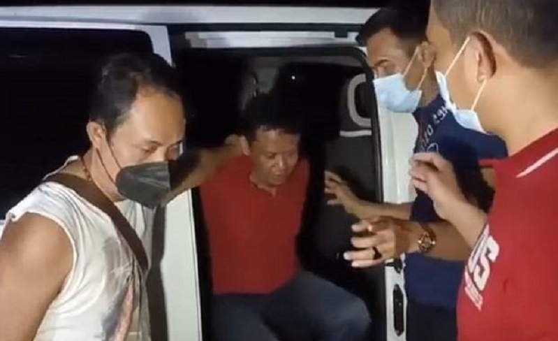 Gita, apoteker asal Lumajang ditangkap polisi lantaran memproduksi sabu (Foto / Metro TV)