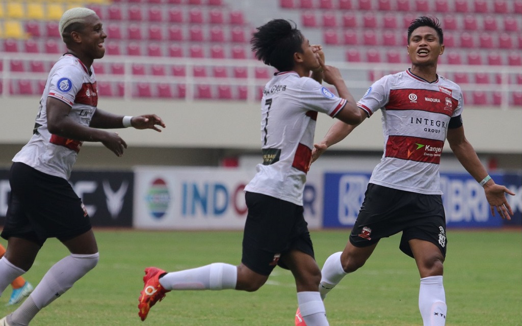 Selebrasi gol para pemain Madura United. (Foto:MU)