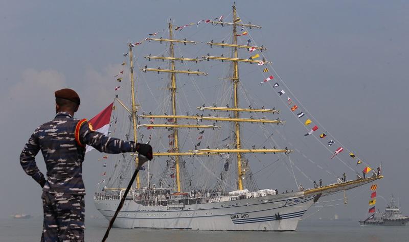 KRI Bima Suci kembali bersandar di Surabaya setelah menempuh perjalanan 99 hari (Foto / Hum)