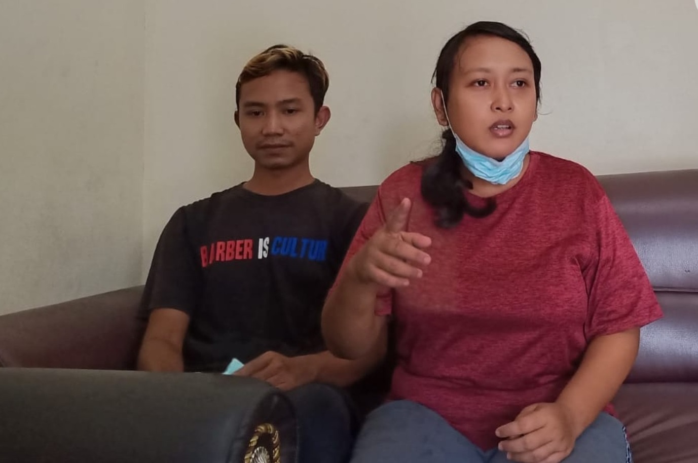 Orang tua bayi perempuan yang dibuang di Mojokerto (Foto / Istimewa)