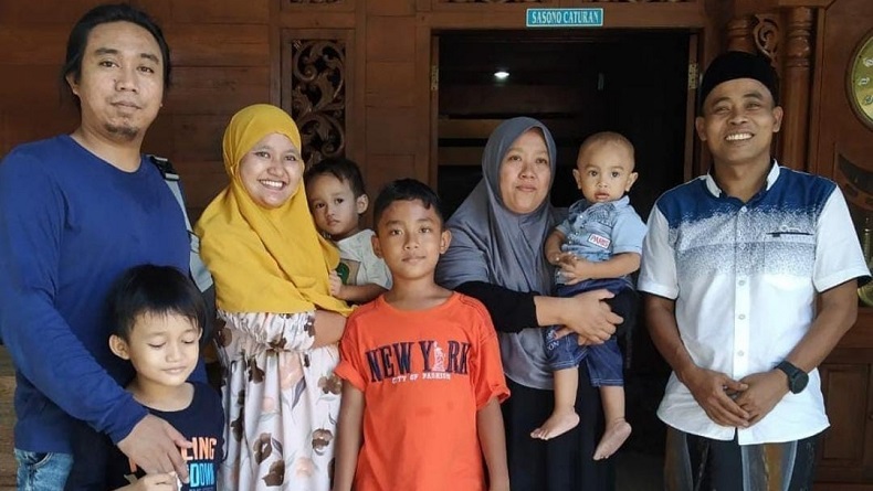 Menunggu 3 Tahun, Bocah di Tuban dengan Nama Panjang Akhirnya Dapat Akta Lahir