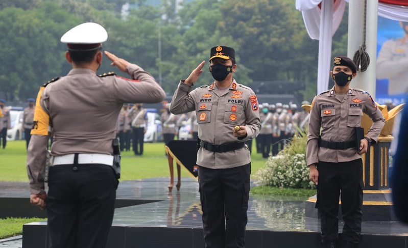 Kapolda Jatim Irjen Pol Nico Afinta menyampaikan tiga pesan penting dalam apel Operasi Zebra Semeru 2021 (Foto / Hum)