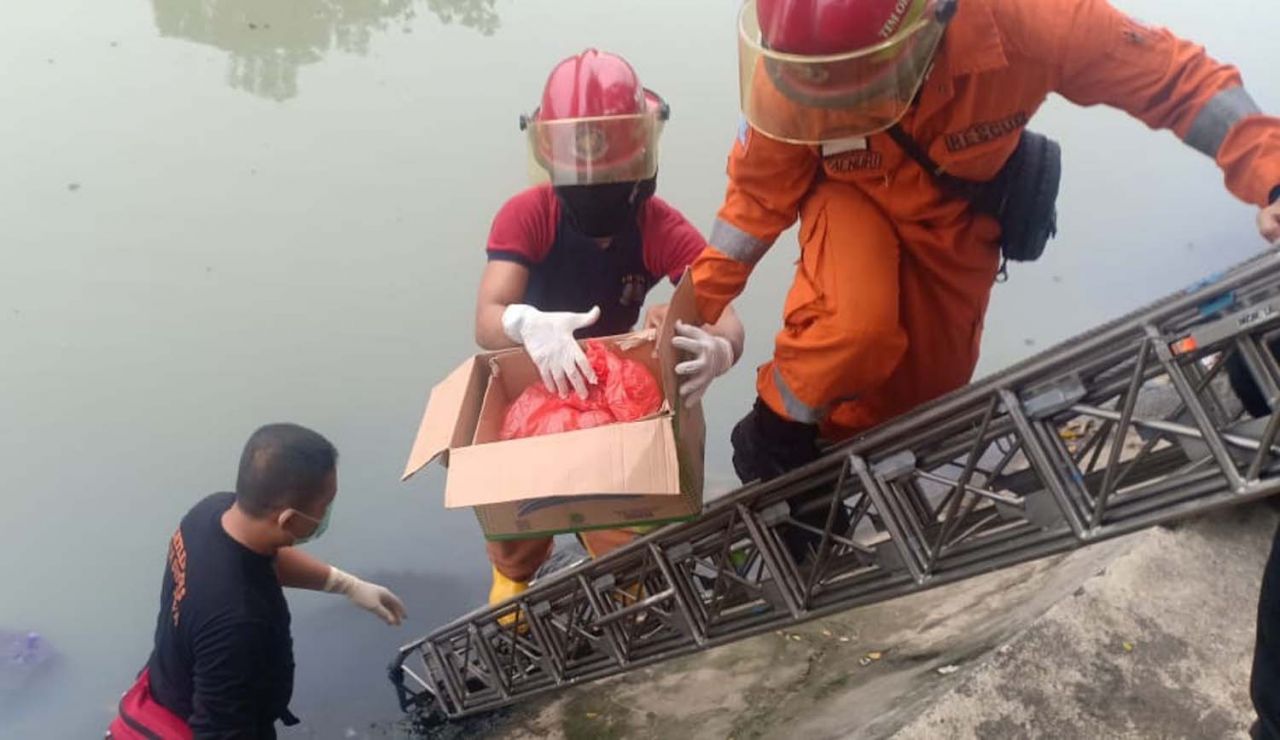 Jasad Bayi Ditemukan Mengembang di Sungai Asemrowo