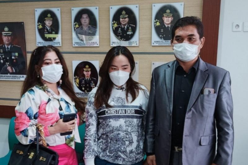 Hindari Cekcok di Pesawat Seperti Arteria vs Anggiat, Taati Aturan Tidak Tertulis Ini