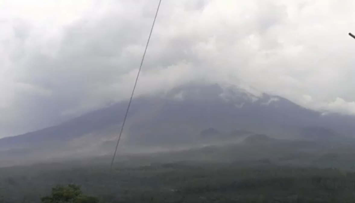 Gunung Semeru (ist)