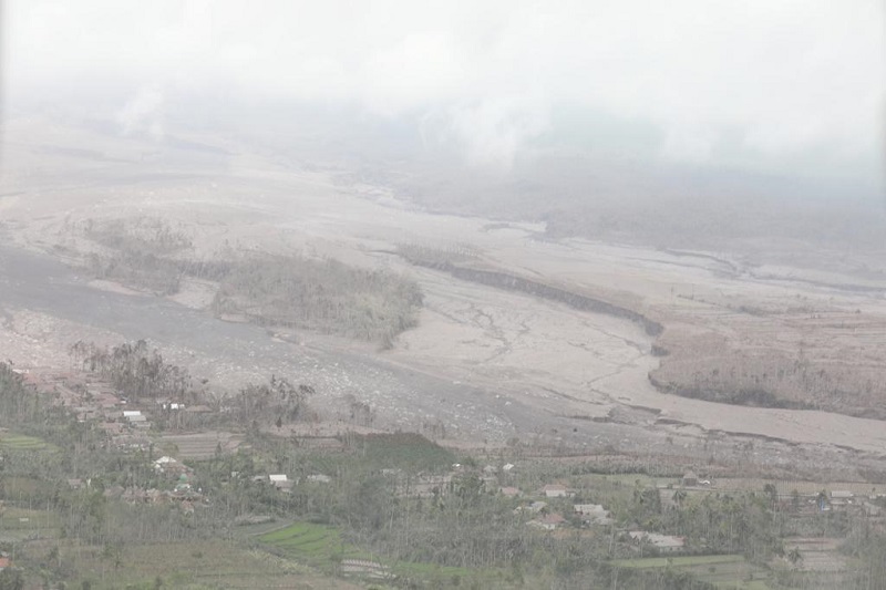 Gambaran wilayah terdampak bencana Semeru. (BNPB)