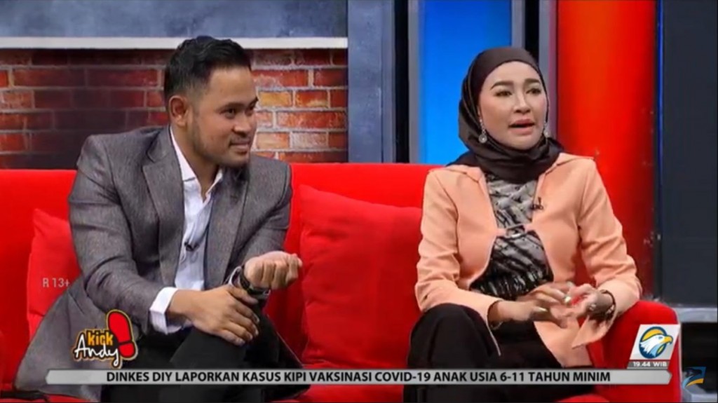 Gilang Widya Pramana- Shandy Purnamasari tampil di Kick Andy. (metrotv)