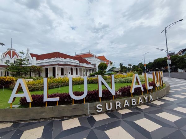 Malam Pergantian Tahun, Seluruh Alun-alun di Jawa Timur Ditutup