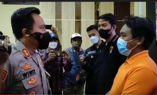 Salah Tangkap Lumba-Lumba, Nakhoda Kapal Ditetapkan Tersangka