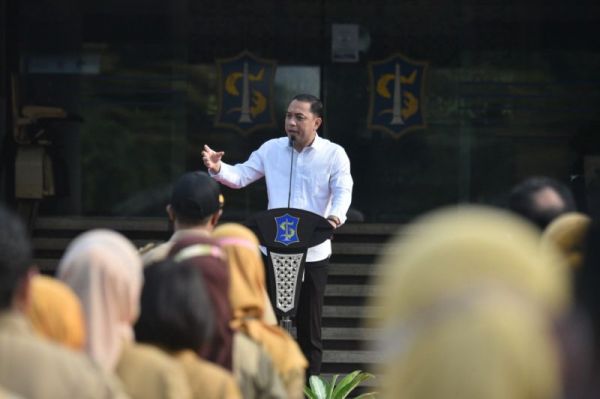 Pejabat Pemkot Wajib Mundur Jika Tak Sesuai Target, Eri: Surabaya Butuh Pemimpin Petarung!
