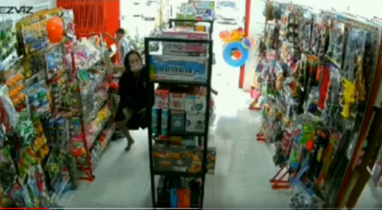 Aksi pencuri mainan anak terekam kamera CCTV/metrotv