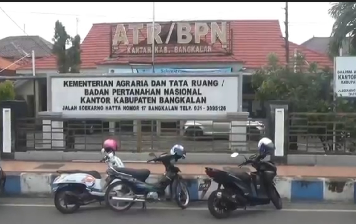 Kantor BPN Bangkalan ditutup tiga hari setelah puluhan pegawainya terpapar covid-19 (metrotv)