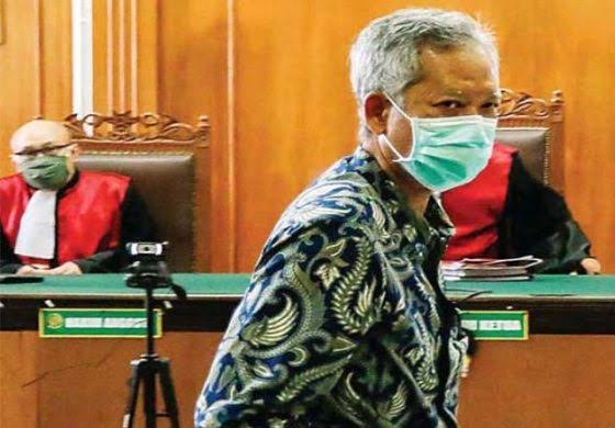 Mantan Dirut RS Mata Undaan dr Sudjarno (Foto / Istimewa)