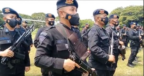 Rawan Konflik, Brimob Polda Jatim Terjun Amankan Pilkades Probolinggo