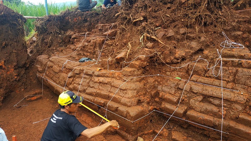 Proses eskavasi Situs Srigading Malang (Foto / Metro TV) 